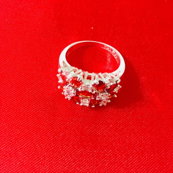 Sterling Silver Ruby Red and Clear Crystals Ring - Picture 2 of 3